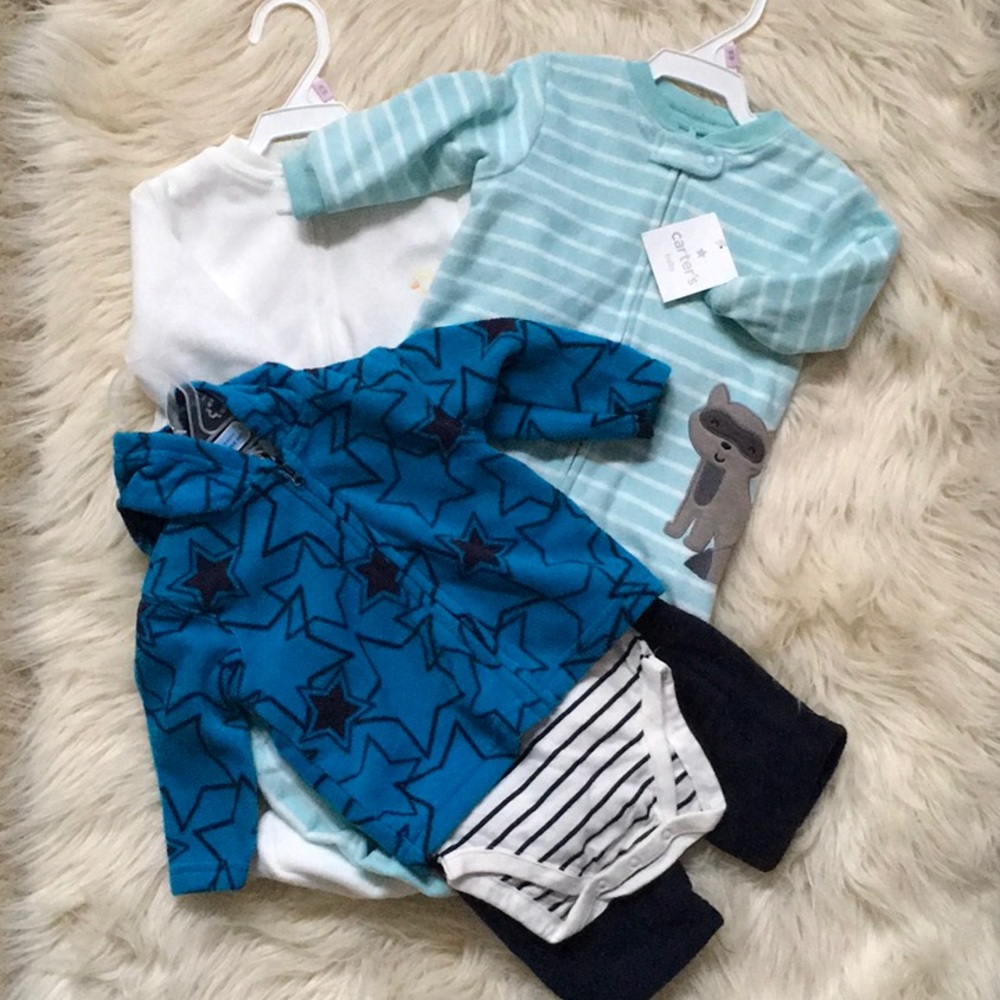 ‼️HP‼️2 Carters Sleep Sacks + 1 Children’s 3 pc.